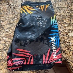 Mens Hurley boardshorts